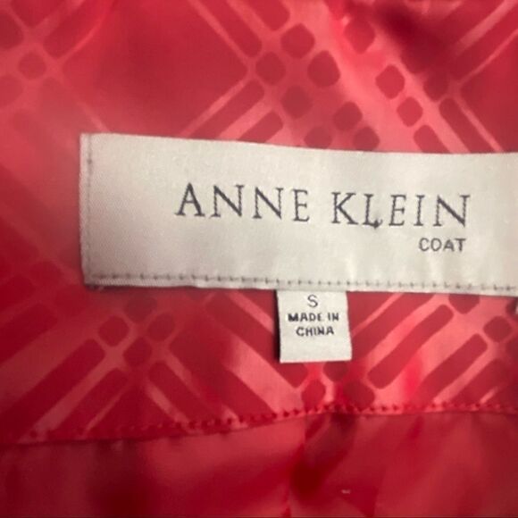 Anne Klein | Red Lightly Lined Spring Coat - Picture 8 of 9